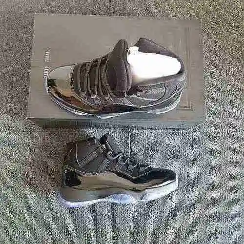 Air Jordan 11 "Toga y birrete" Zapato de tapa dura para hombre 40-47