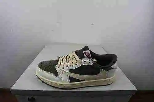 Jordan 1ª generación de corte bajo blanco marrón reverso mocha barb 3.0 36-46