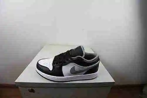 Jordan 1ª generación corte bajo blanco y negro gris 36-46
