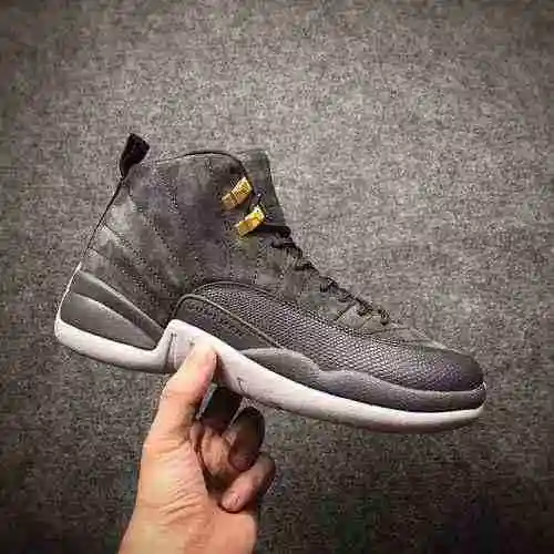 AJ12 Gris Frío Dorado Gris Oscuro 41-47