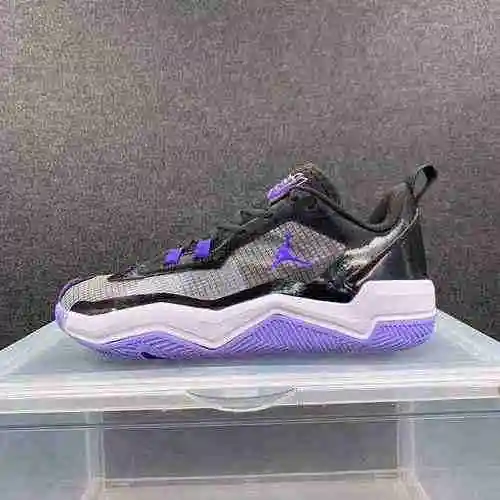 Negro Morado Blanco 40-46
