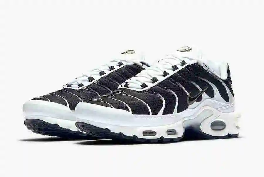 Nike-Air-Max-Plus-White-Black-Metallic-Pewter-CT1094-102-Release-Date-4.webp