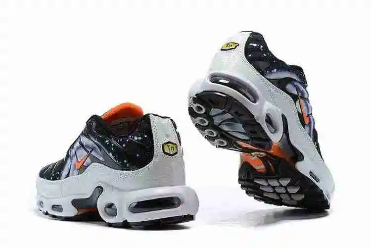 Nike Air Max Plus “Supernova” CW6019-001 40-46 (1).webp
