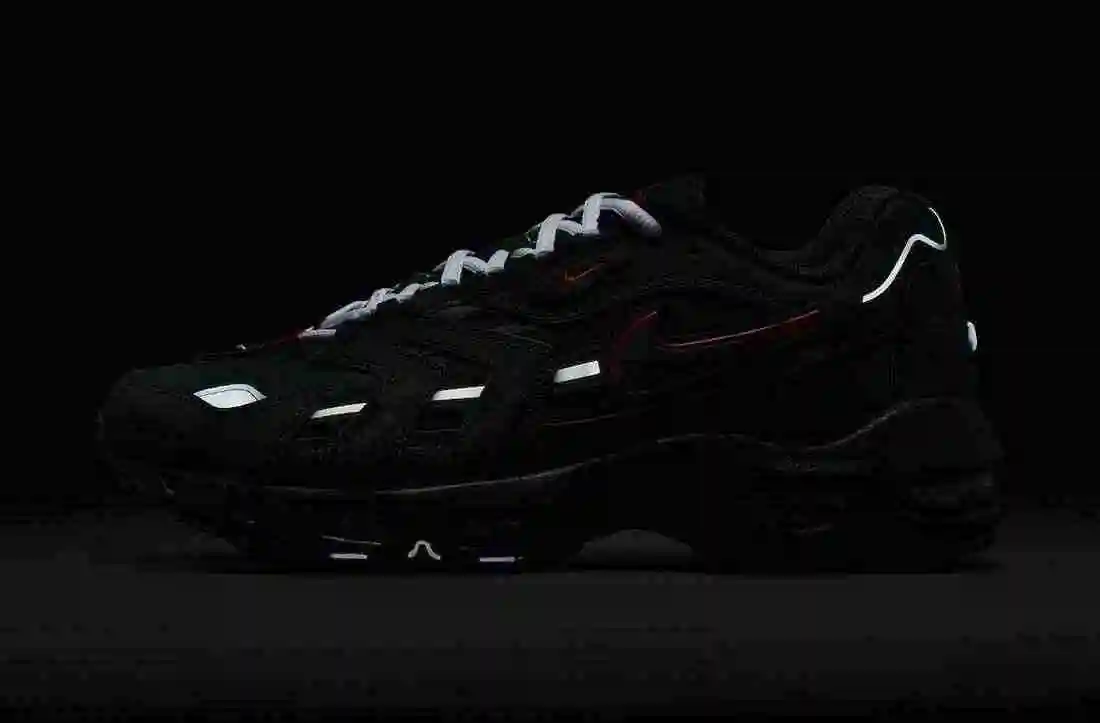Nike-Air-Max-96-II-Black-Sport-Red-White-DC9409-002-Release-Date-6.webp