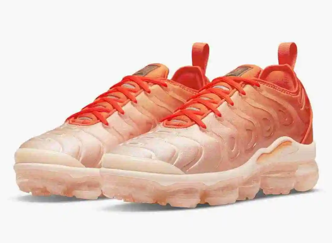 Nike-Air-VaporMax-Plus-Orange-DQ8588-800-Release-Date-4.webp