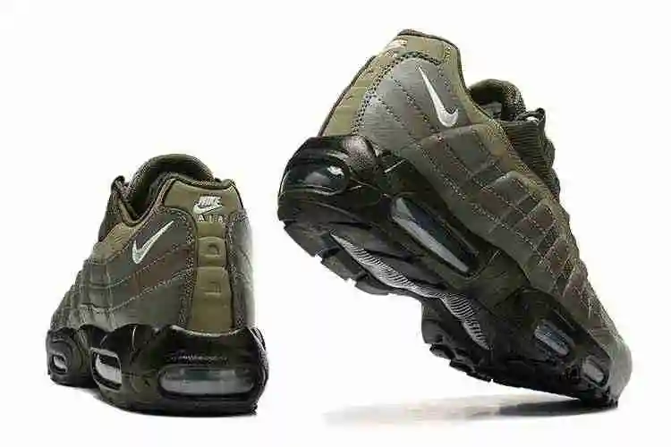 Nike Air Max 95 “Olive Reflective”DZ4511-300 40-46 (1).webp
