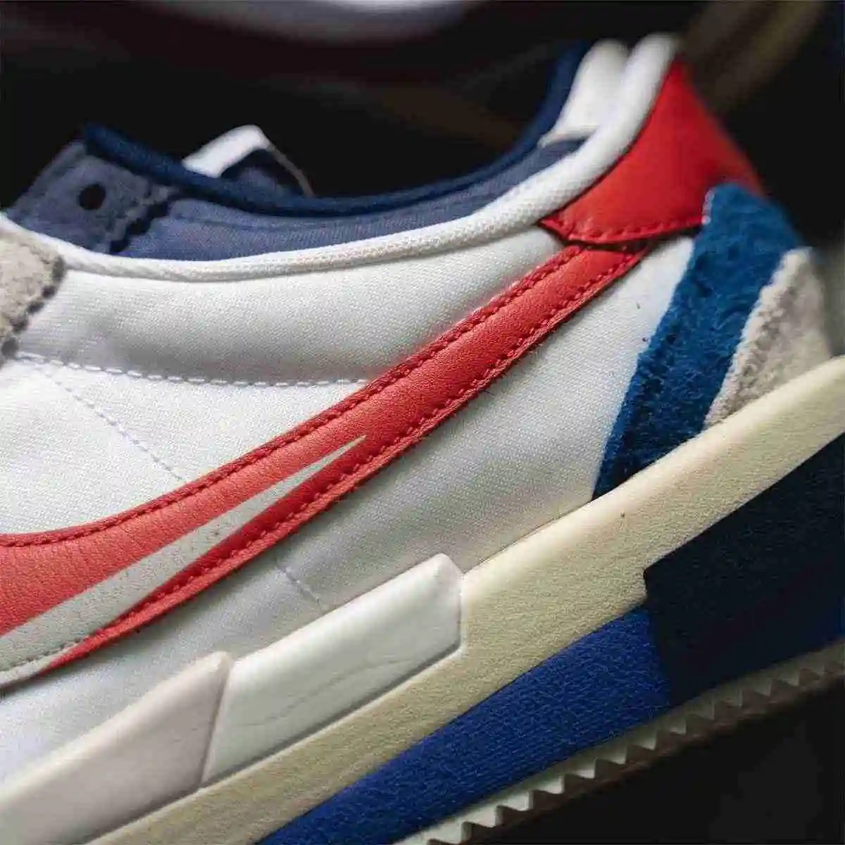 Sacai-Nike-Cortez-Release-Date-2022-5.webp