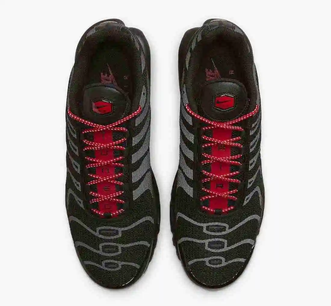 Nike Air Max Plus “Black Reflective”DN7997-001 40-46 (5).webp