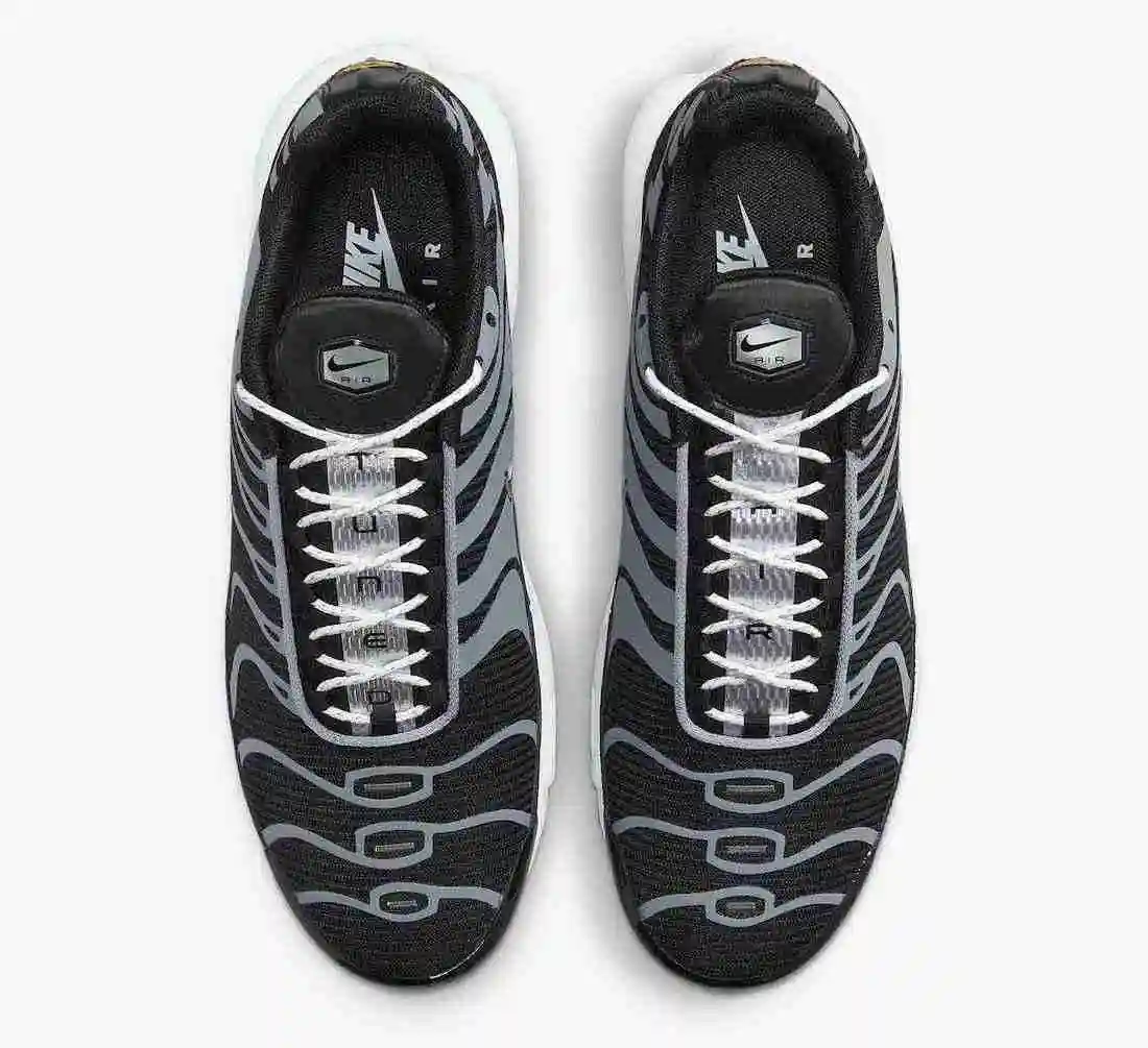 Nike-Air-Max-Plus-DM2466-001-Release-Date-2.webp