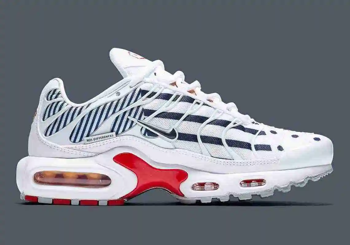 nike-air-max-plus-france-ci9103-100-3.webp