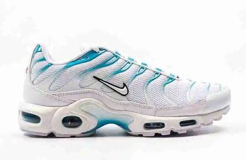 nike-air-max-plus-blue-fury-852630-105.webp
