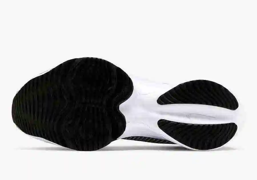 Nike-Air-Zoom-Tempo-NEXT-Black-White-CI9923-001-Release-Date-5.webp