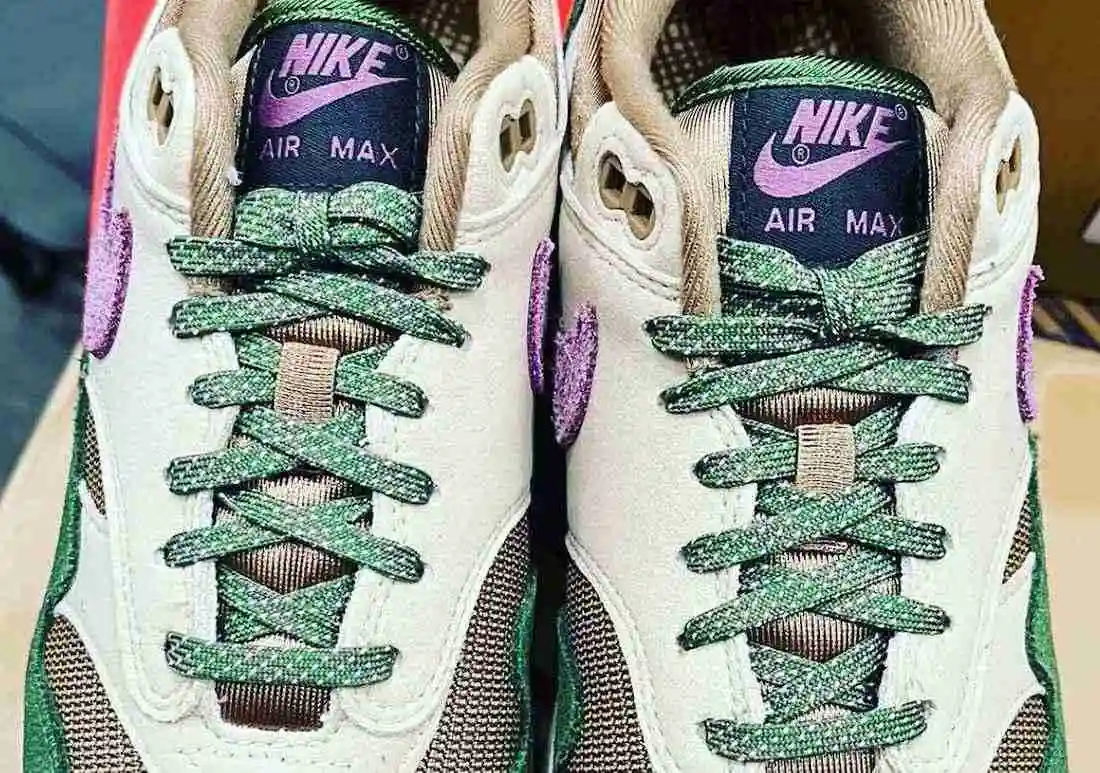 Nike-Air-Max-1-Treeline-Skunk-DR9773-300-Release-Date-2.webp