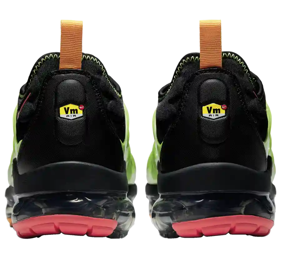 Nike-Air-VaporMax-Plus-CU4884-001-Release-Date-3.webp