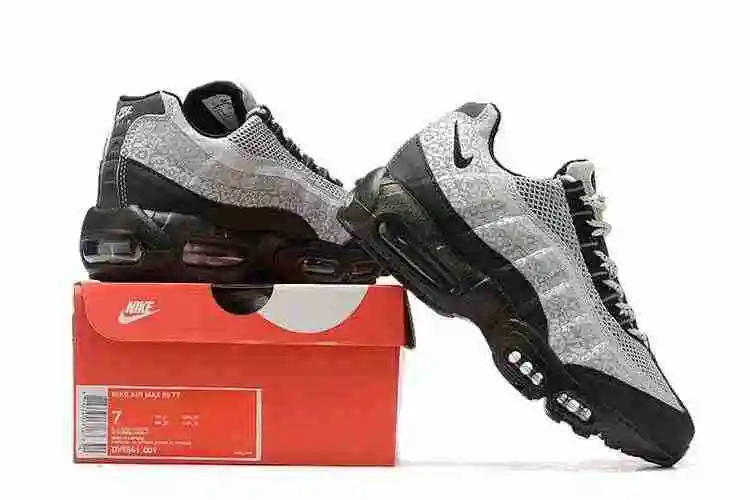 Nike Air Max 95 “Reflective Safari”DV5581-001 40-46 (2).webp