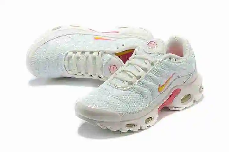 Nike Air Max Plus CZ0373-100 36-40 (6).webp