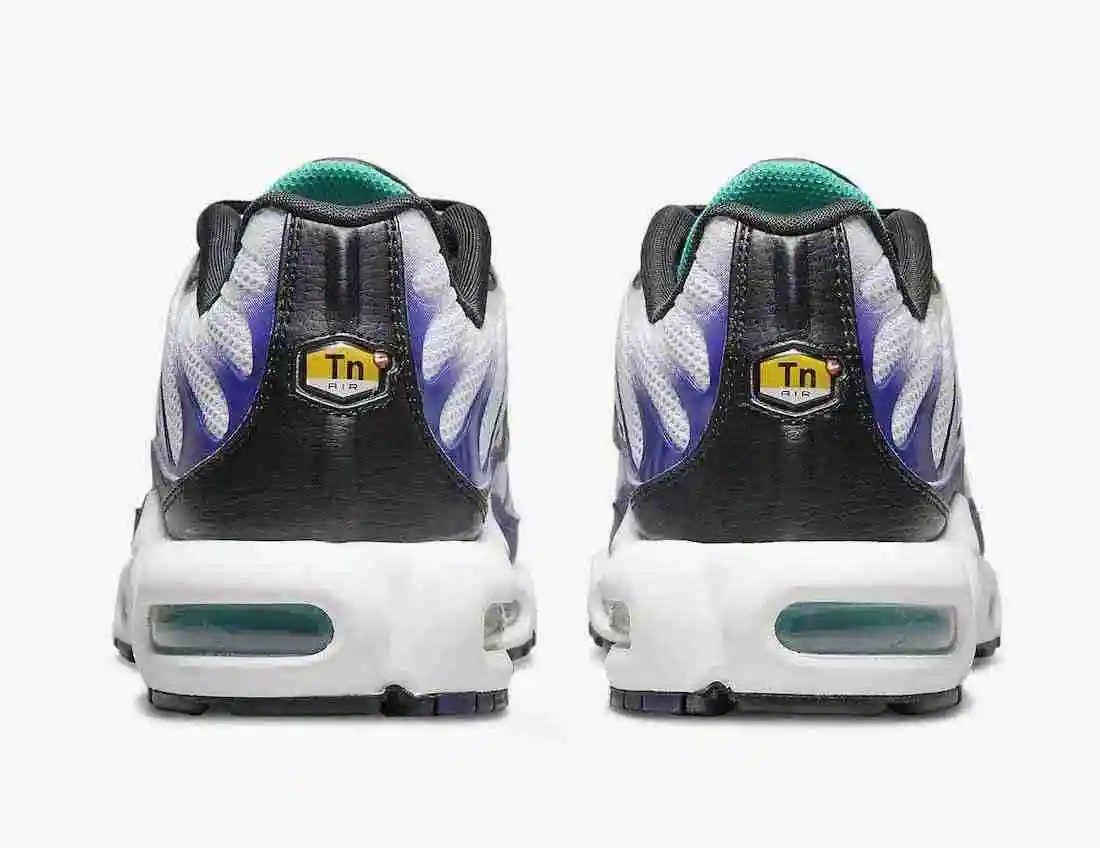 Nike-Air-Max-Plus-Grape-DM0032-100-Release-Date-5.webp