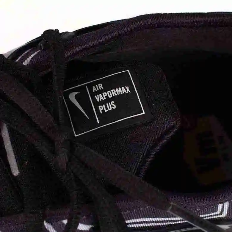 nike-vapormax-plus-neoprene-aj6312-001-2.webp