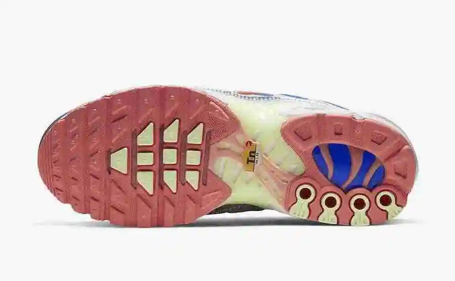 Nike-Air-Max-Plus-Blue-Metallic-Silver-CU4819-400-Release-Date-1.webp