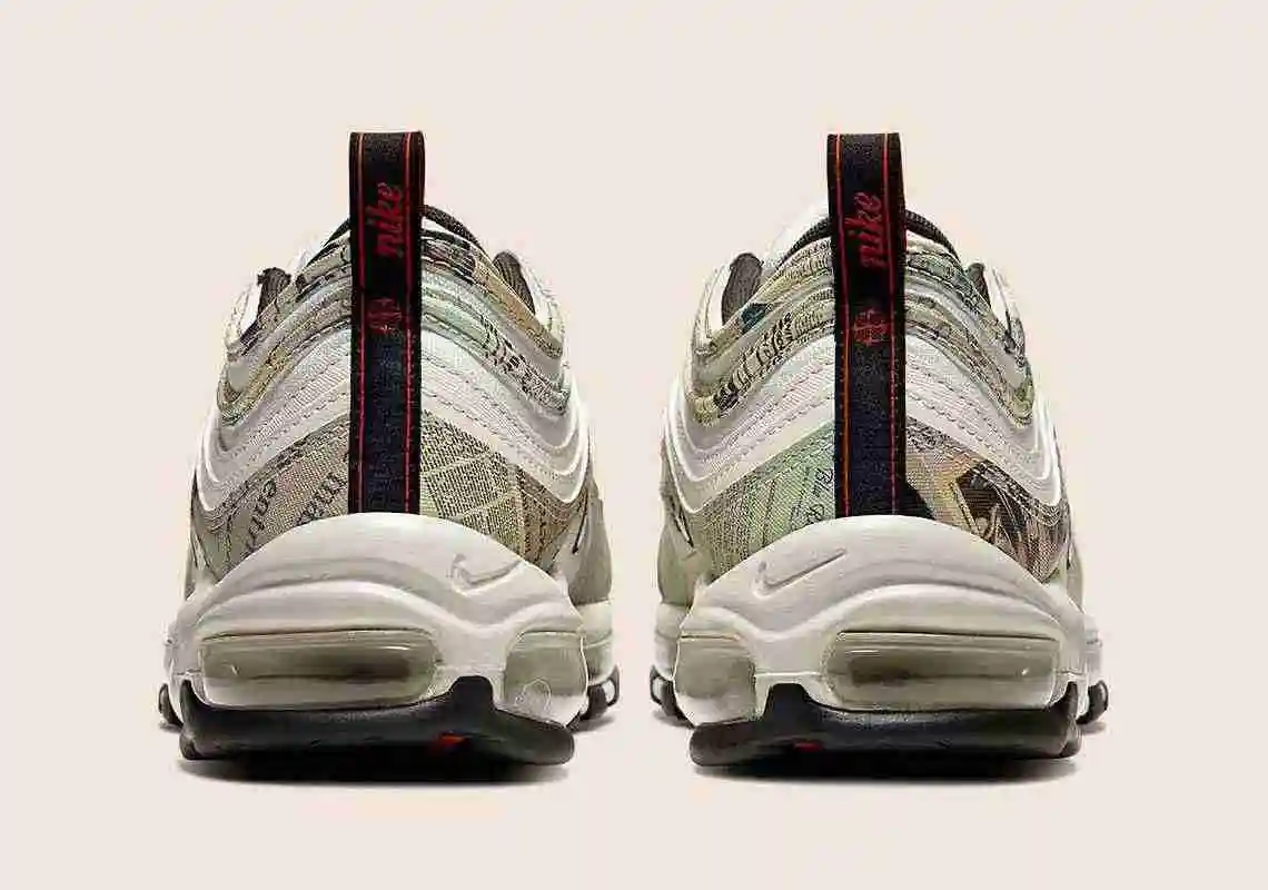 nike-air-max-97-newspaper-921826-108-3.webp