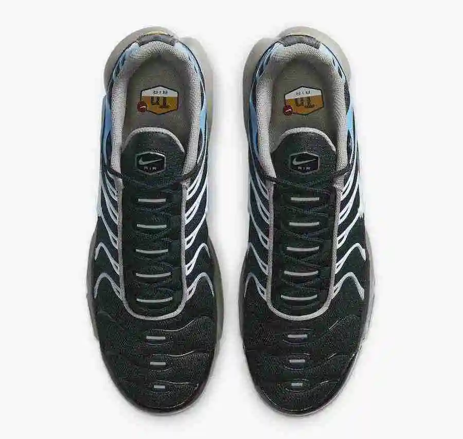 Nike-Air-Max-Plus-CT1097-002-Release-Date-3.webp