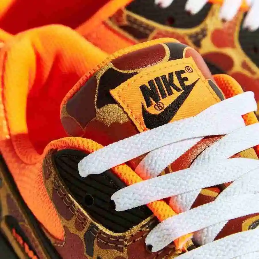 Orange-Camo-Nike-Air-Max-90-CW4039-800-1.webp