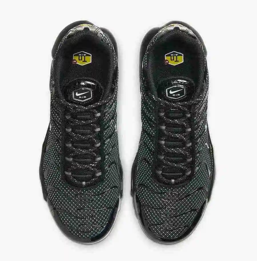 Nike-Air-Max-Plus-Black-Croc-CV2392-001-Release-Date-2.webp