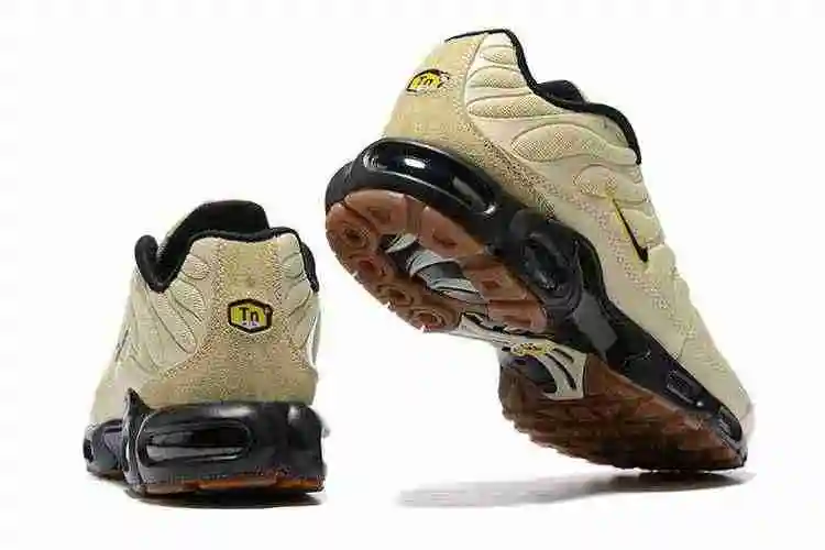 Nike Air Max Plus DZ4501-700 40-46 (1).webp