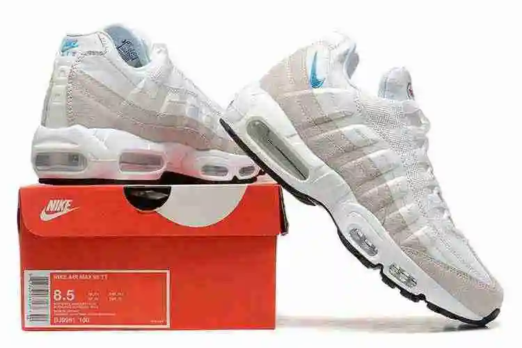 Nike Air Max 95 DJ9981-100 40-46 (1).webp
