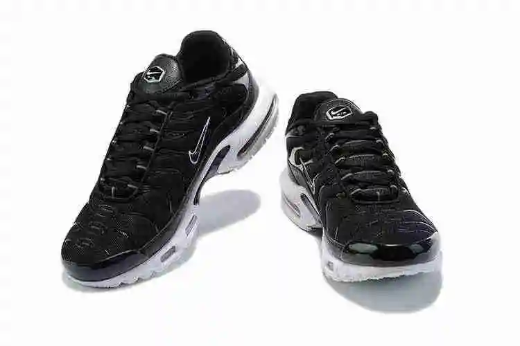 Nike Air Max Plus DM2362-001 40-46 (1).webp