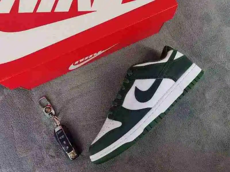 Nike Dunk Low “Varsity Green” DD1391-101 35.5-46  (5).webp