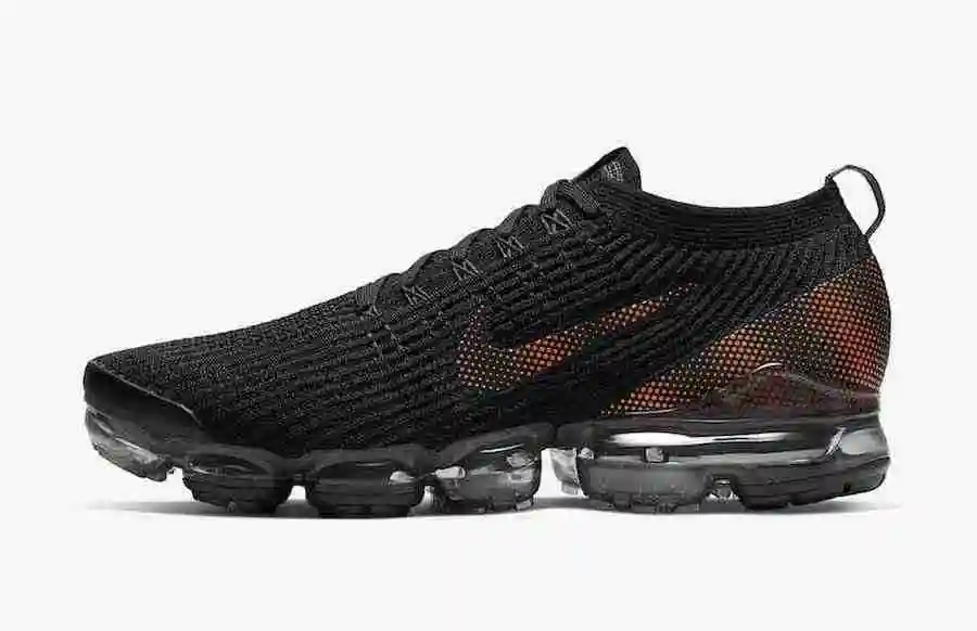 Nike-Air-VaporMax-3.0-Black-Total-Orange-CU1926-001-Release-Date.webp