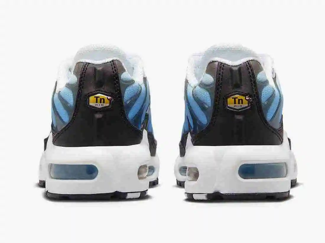 Nike-Air-Max-Plus-Ice-FD9767-100-Release-Date-5.webp