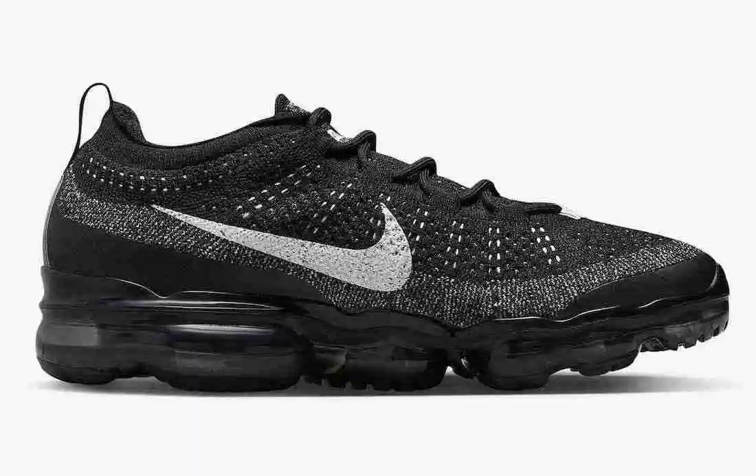 Nike-Air-VaporMax-2023-Flyknit-Oreo-DV1678-001-2.webp