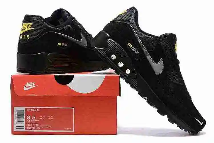 Nike-Air-Max-90-Black-Yellow-DO6706-001-Release-Date (3).webp