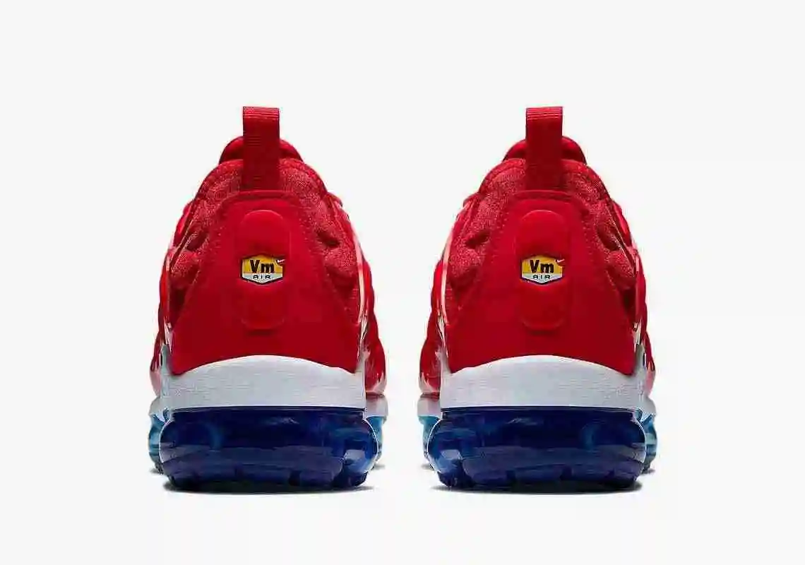 nike-vapormax-plus-red-white-blue-924453-601-5.webp