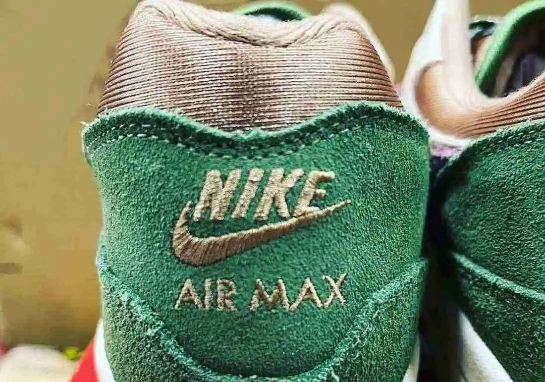 Nike-Air-Max-1-Treeline-Skunk-DR9773-300-Release-Date-3.webp