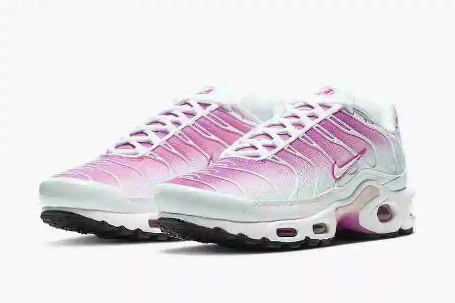 Nike-Air-Max-Plus-White-Pink-CZ7931-100-Release-Date-4.webp
