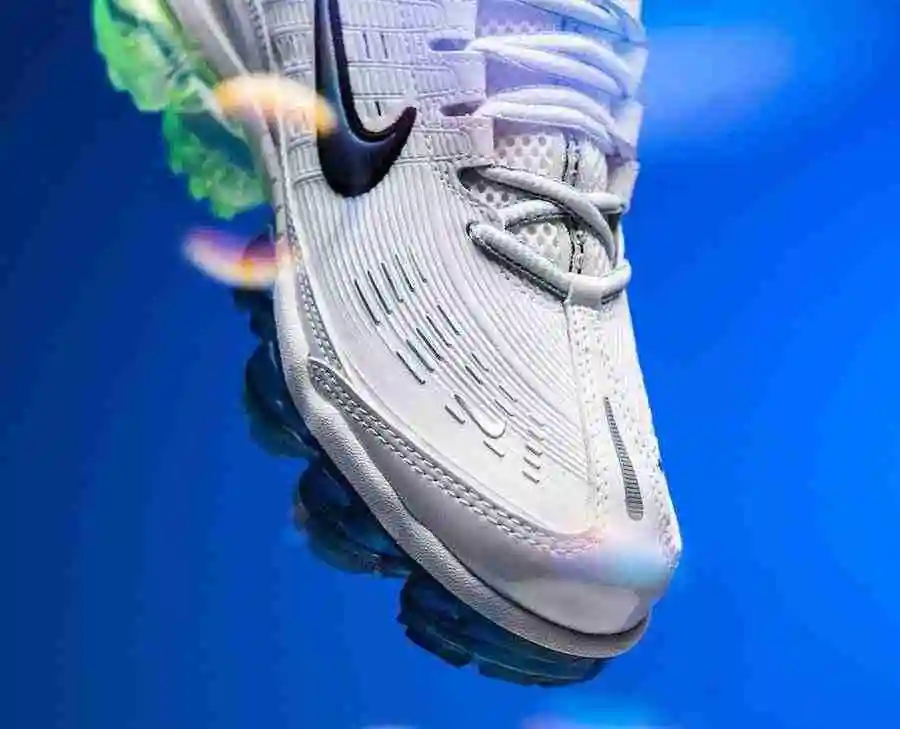 Nike-Air-VaporMax-360-Summit-White-CT5063-100-Release-Date-2.webp