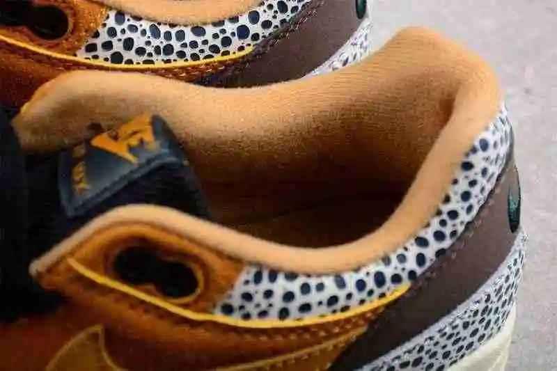 Nike Air Max 1 “Safari” 665873-200 36-47 带半码 (12).webp