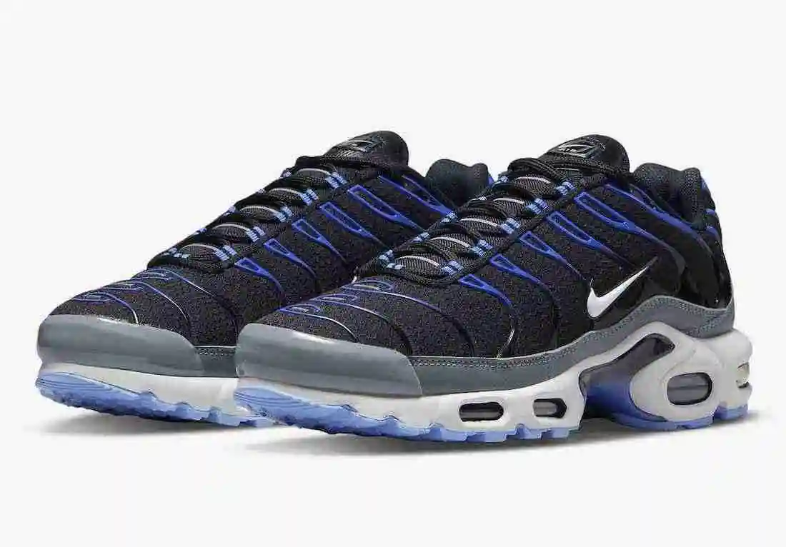 Nike-Air-Max-Plus-Black-Blue-DH4776-003-Release-Date-4.webp