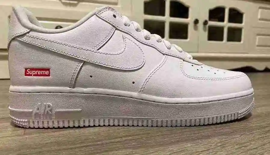Supreme-Nike-Air-Force-1-White-CU9225-100-Release-Date.webp