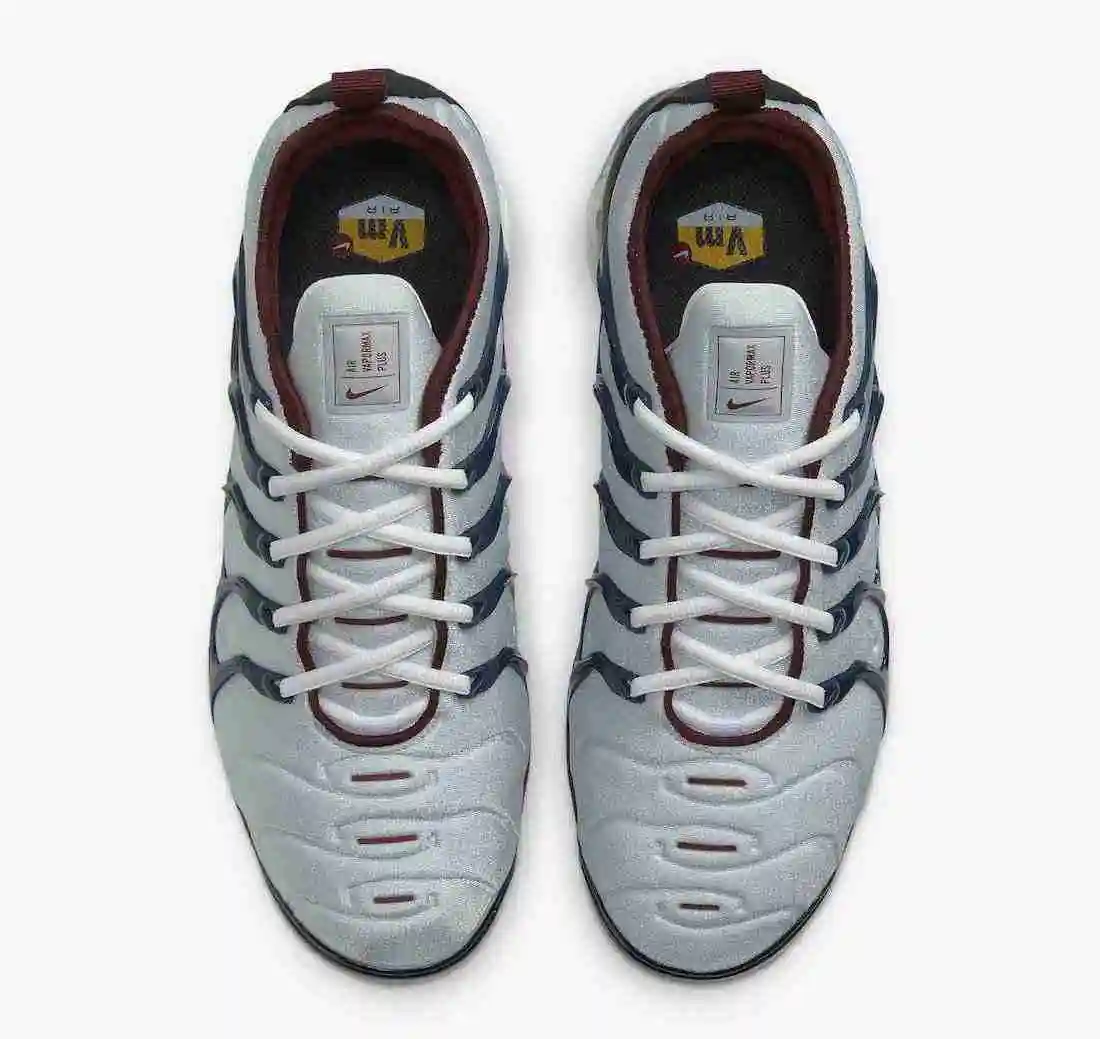 Nike-Air-VaporMax-Plus-DJ2737-001-Release-Date-2.webp