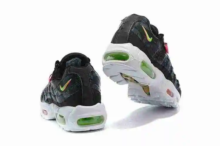 Nike Air Max 95 “Worldwide” CV9030-001 40-46 (5).webp