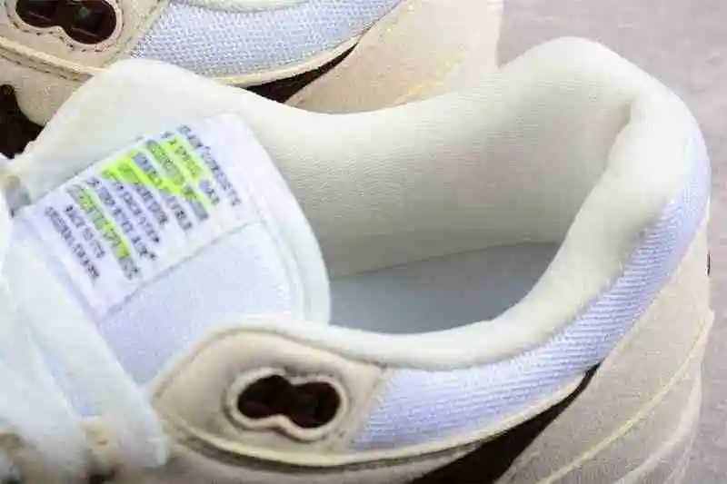 Nike Air Max 1 “Ironstone”DZ4494-100 36-47 带半码 (12).webp