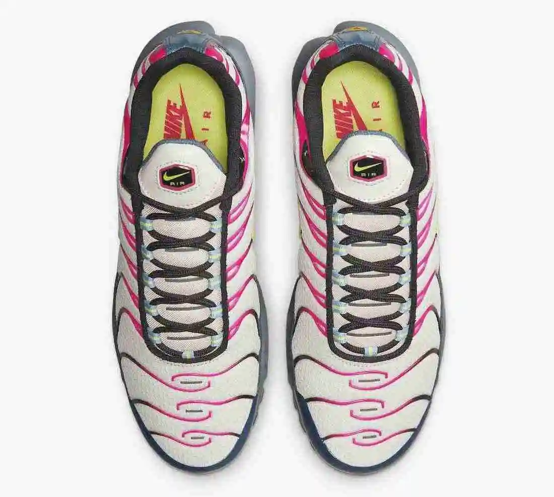 Nike-Air-Max-Plus-DH4776-002-Release-Date-3.webp