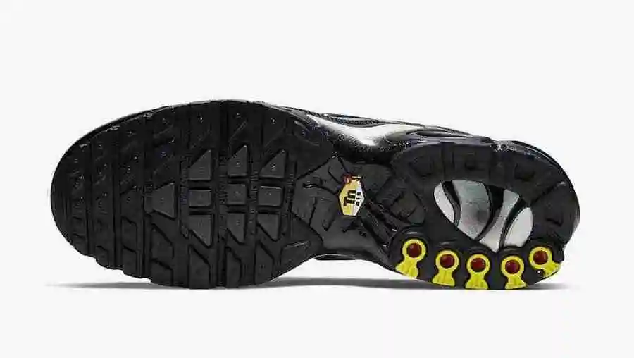 Nike-Air-Max-Plus-Black-Navy-852630-042-Release-Date-1.webp