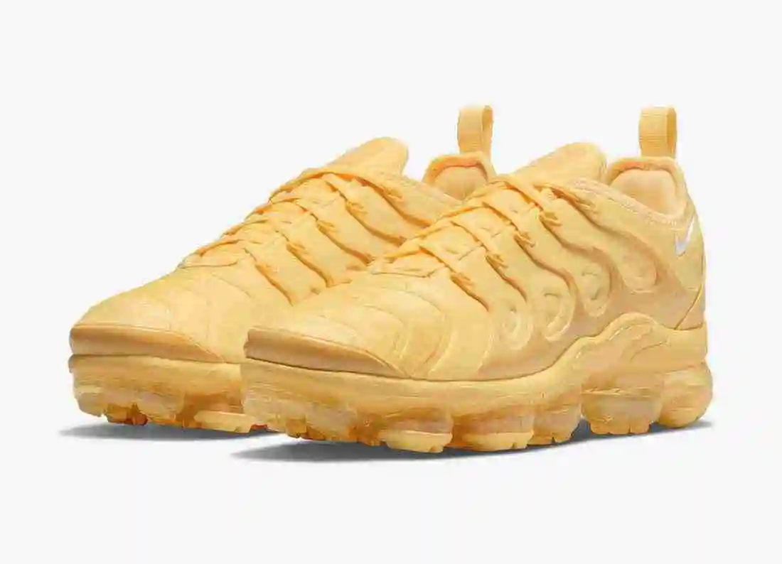 Nike Air VaporMax Plus DJ5993-800 36-40 (1).webp