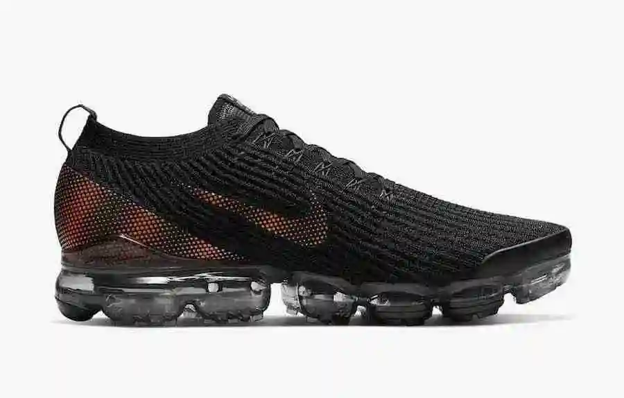 Nike-Air-VaporMax-3.0-Black-Total-Orange-CU1926-001-Release-Date-2.webp