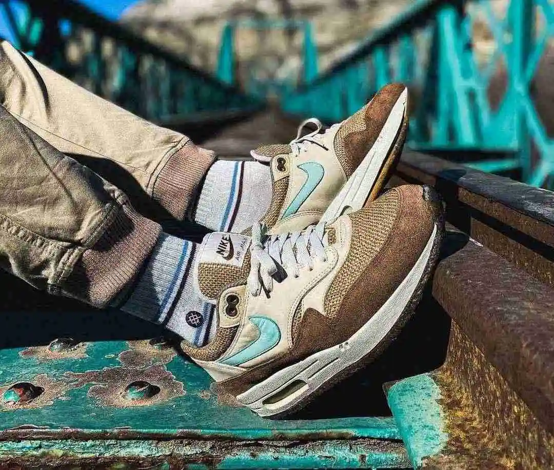 Nike-Air-Max-1-Crepe-Hemp-2022-Release-Date-1.webp